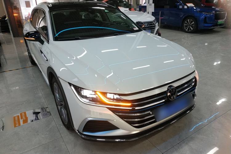 Used Volkswagen FAW-Volkswagen CC 2023 Hunting Vehicle 380TSI Hunter's Heart Edition