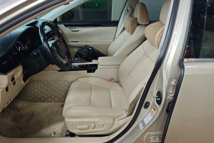 Used Lexus ES 2013 250 Elite Edition
