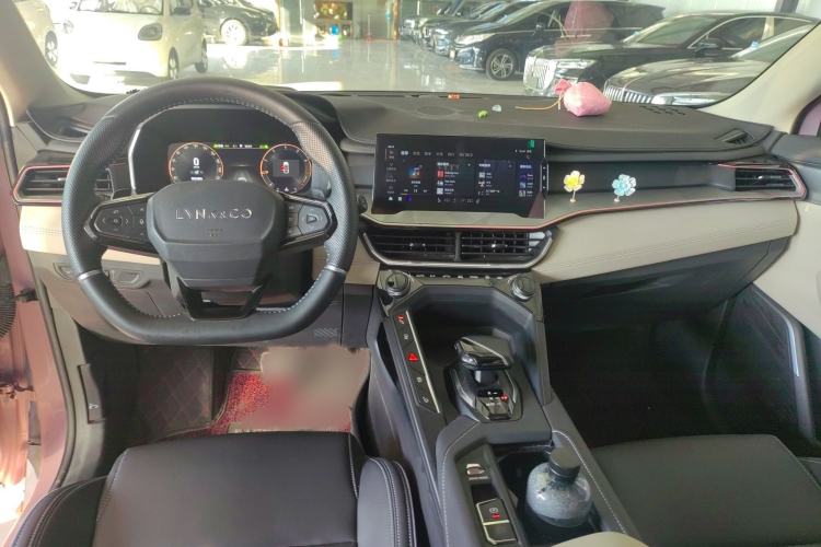 Used Lynk & Co 06 2021 1.5T Shero Pink Special Edition