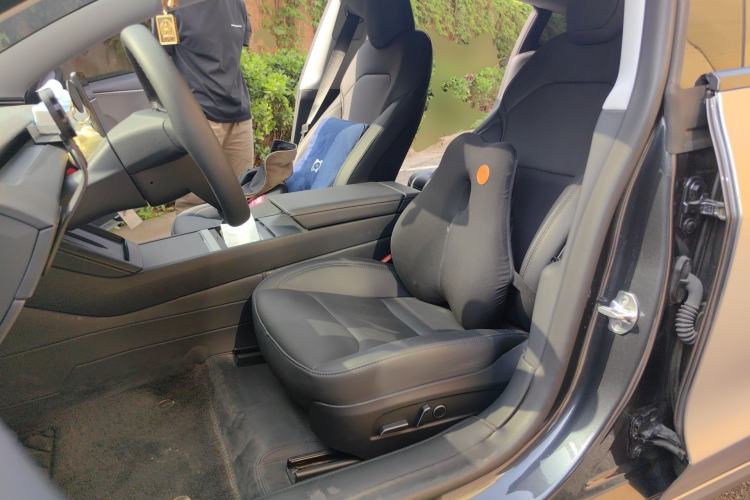 Used Tesla Model 3 2025 Rear-Wheel-Drive Version Left Front Seat