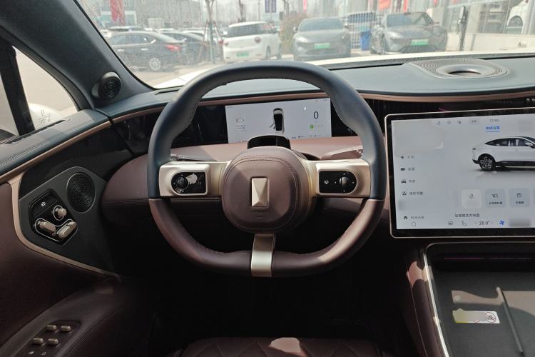 Used Avatr 11 2025 Max Extended-Range Edition
