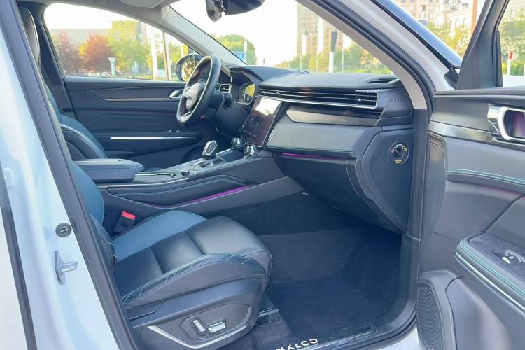 Used Lynk & Co 05 2020 2.0TD Two-Wheel Drive Shine Halo