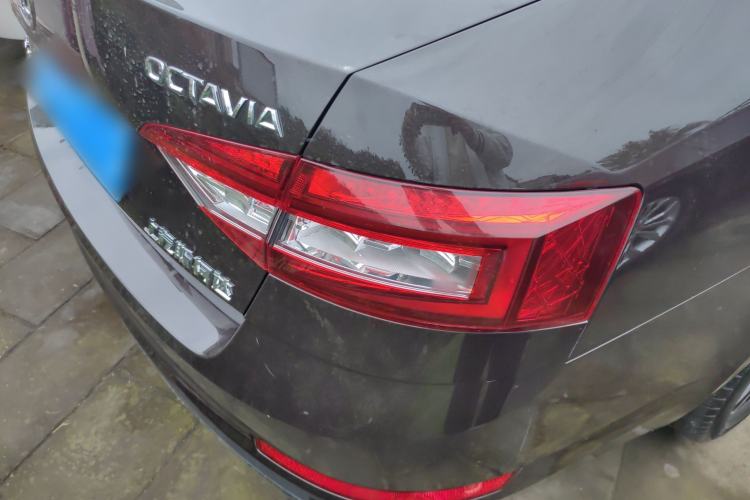 Used Skoda Octavia 2018 TSI230 DSG Luxury Edition
