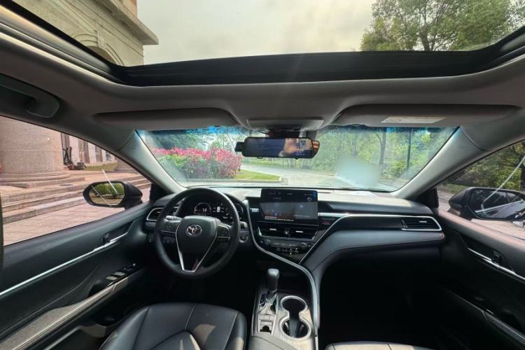 Used Toyota Camry 2023 2.5G Luxury Edition Headliner