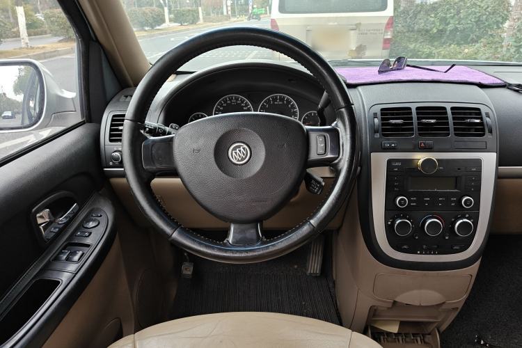 Used Buick GL8 2014 2.4L Executive Edition