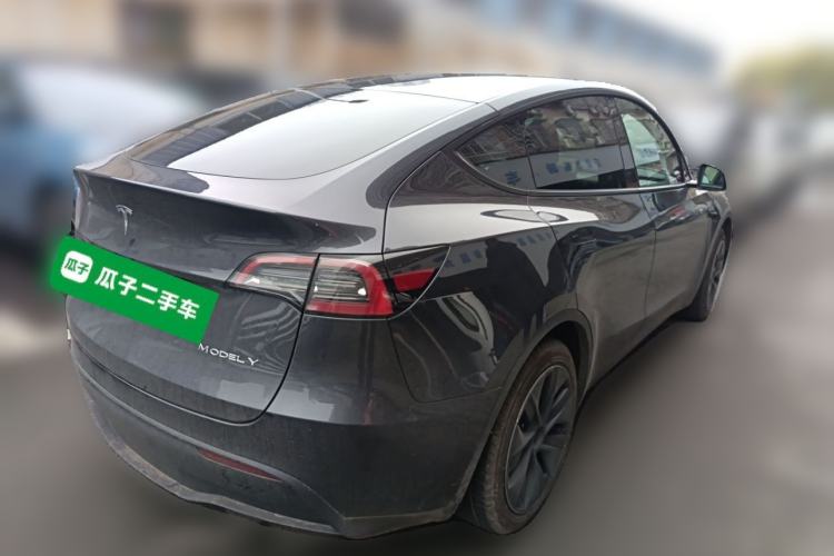 Used Tesla Model Y 2024 Rear-Wheel-Drive Version Rear Right 45 Deg