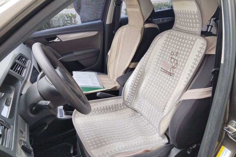 Used Volkswagen Gran Lavida 2013 1.6L Automatic Fashion Model Left Front Seat