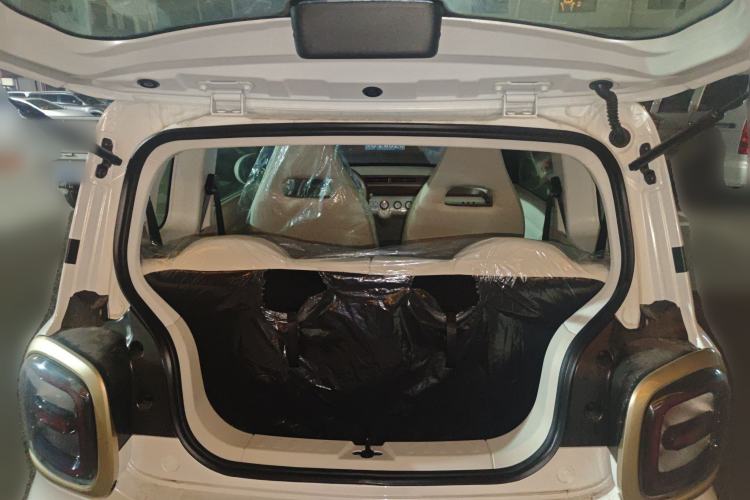 Used Bestune Pony 2026 222km Colorful Horse Trunk