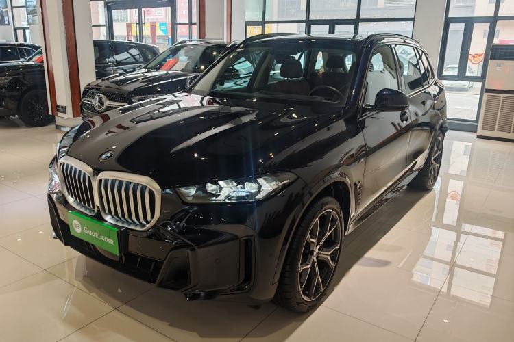 Used BMW X5 2023 xDrive 30Li Luxury M Sport Night Edition Package