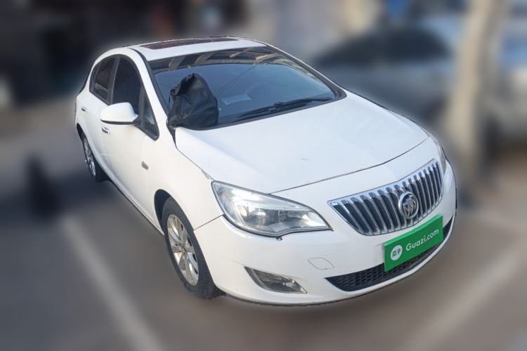 Used Buick GT 2012 XT 1.6L Automatic Fashion Edition Front Right 45 Deg