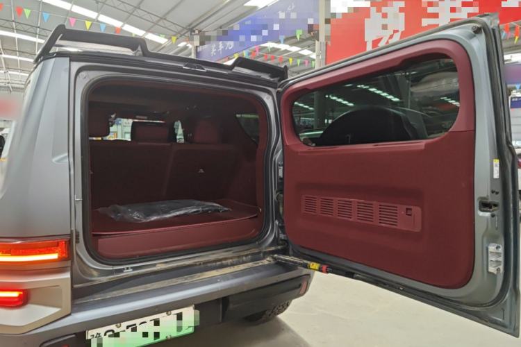 Used Tank 700 New Energy 2024 Hi4-T Extreme Edition Trunk