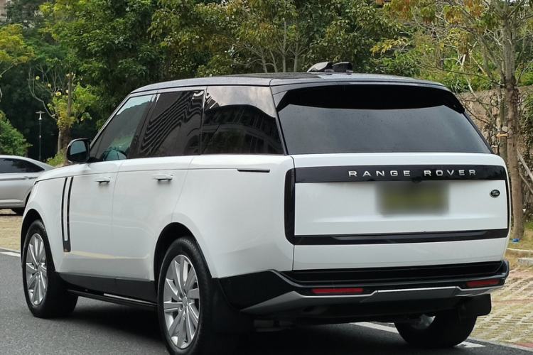 Used Land Rover Range Rover 2024 3.0 L6 360 PS Grand Edition