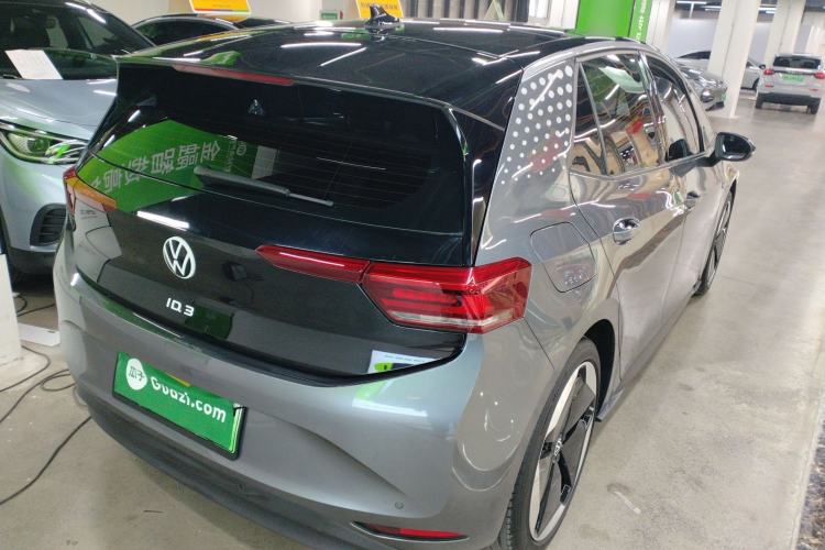 Used Volkswagen ID.3 2021 Pro Smart Edition Rear Right 45 Deg