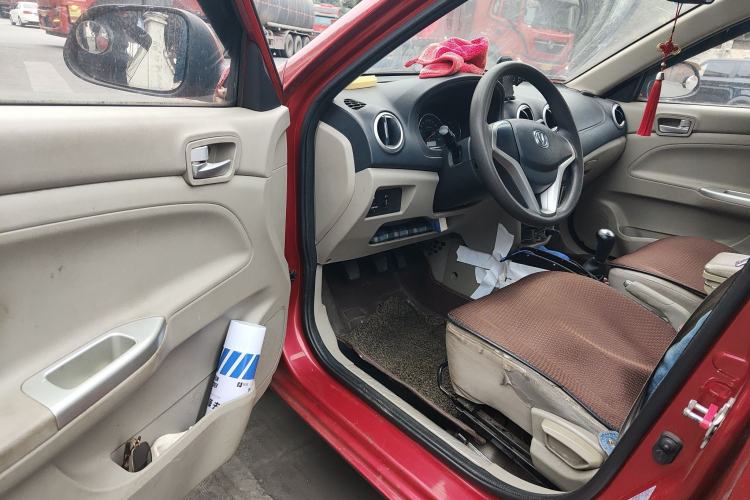 Used Changan Alsvin V3 2015 1.4L Manual Meiruan Model China V Standard