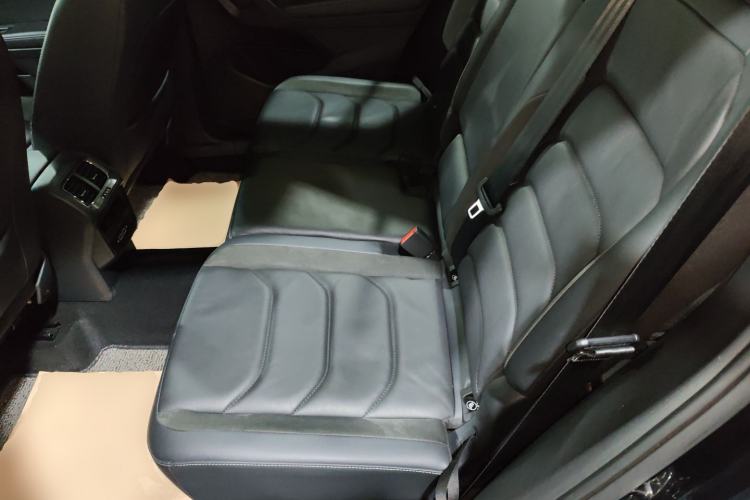 Used Volkswagen Tiguan L 2019 Revised 330TSI Automatic Two-Wheel Drive Smart & Luxury Edition China VI Standard