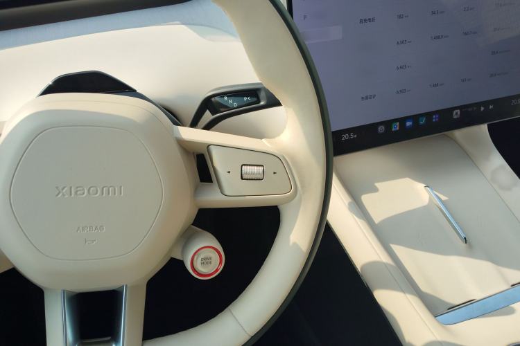 Used Xiaomi Auto YU7 2025 Ultra-Long Range High-Performance All-Wheel-Drive Max Edition
