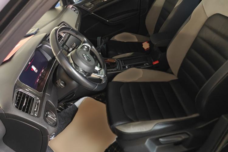 Used Volkswagen Golf 2019 280TSI DSG R-Line China VI Standard
