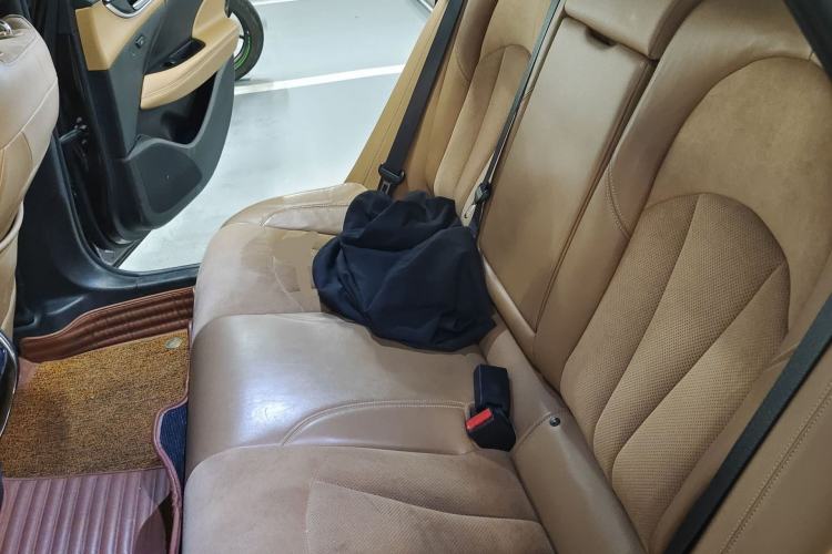 Used Buick LaCrosse 2018 28T Luxury Model Left Rear Seat