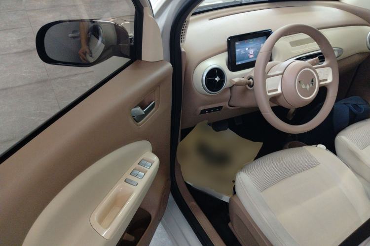 Used Wuling Hongguang MINIEV 2025 Four-Door Version Advanced Edition Driver Seat