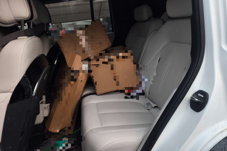 Used iCAR V23 2025 501 Four-Wheel Drive Intelligent Driving Version Left Rear Seat