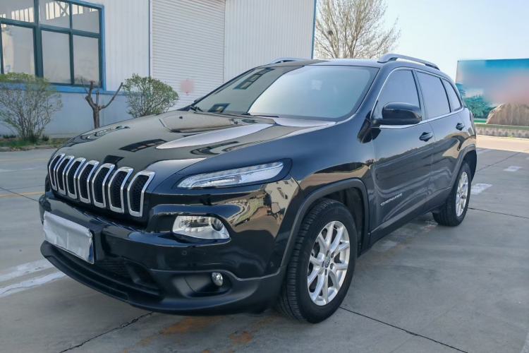 Used Jeep Cherokee 2016 2.0L Superior Edition
