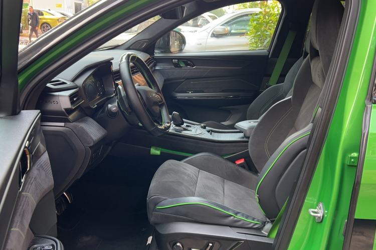 Used Lynk & Co 05 2022 05+ 2.0TD Automatic Exploration Edition
