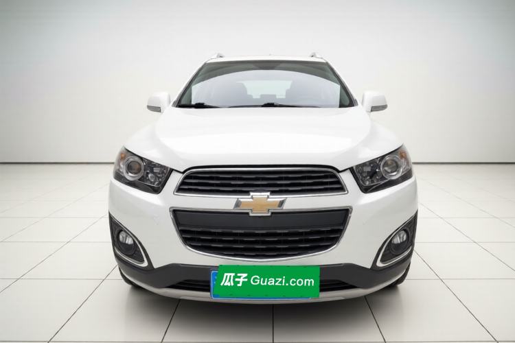 Used Chevrolet Captiva 2015 2.4L 4x4 Flagship Edition 7-Seater Front
