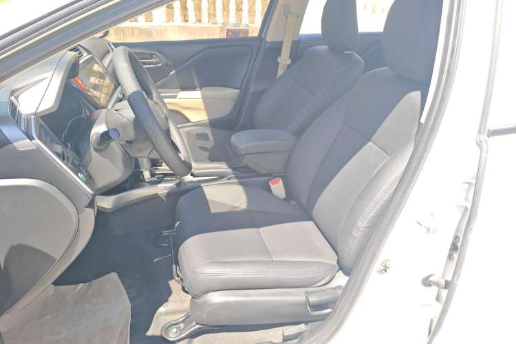 Used Honda Greiz 2016 1.5L CVT Classic Edition
