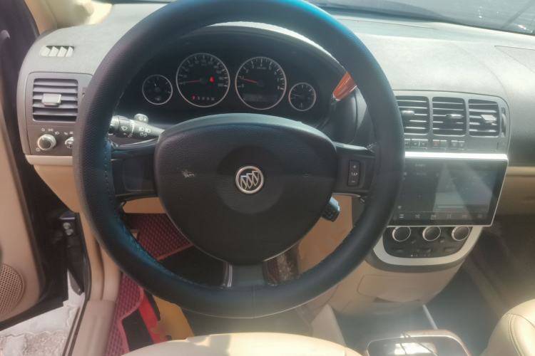 Used Buick GL8 2014 2.4L Executive Edition Steering Wheel