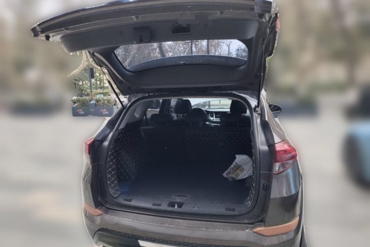 Used Hyundai Tucson 2015 1.6T Dual-Clutch Two-Wheel-Drive Smart Model
