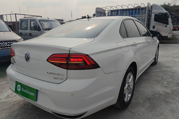 Used Volkswagen Lamando 2021 230TSI DSG Fashion Edition