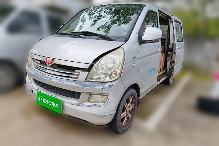Used Wuling Rongguang 2014 1.5L S Standard Version