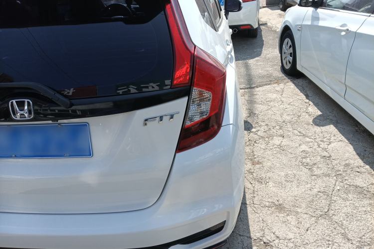 Used Honda Fit 2018 1.5L CVT Comfort Version Right Rear Taillight