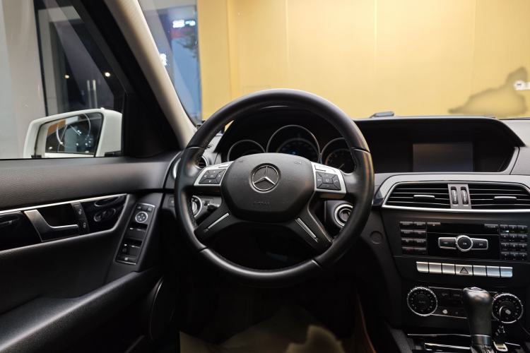 Used Mercedes-Benz C-Class 2013 C 180 Classic Grand Edition