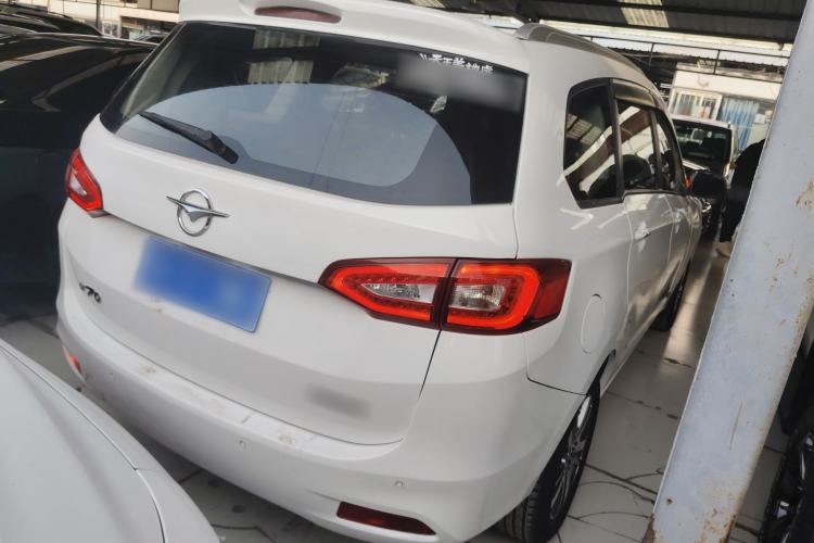 Used Haima V70 2016 2.0L Manual - Comfort Edition 6 Seats
