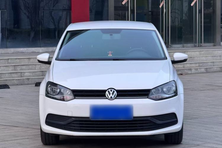 Used Volkswagen Polo 2016 1.4L Manual Fashion Model
