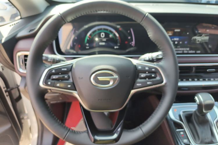 Used GAC Trumpchi M6 2023 PRO 270T DCT Luxury Edition Steering Wheel