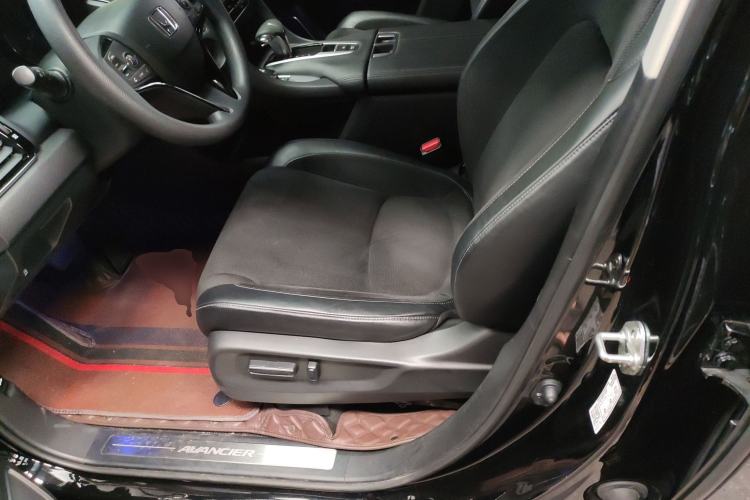 Used Honda Avancier 2019 240TURBO Two-Wheel Drive Elite Edition Left Front Seat