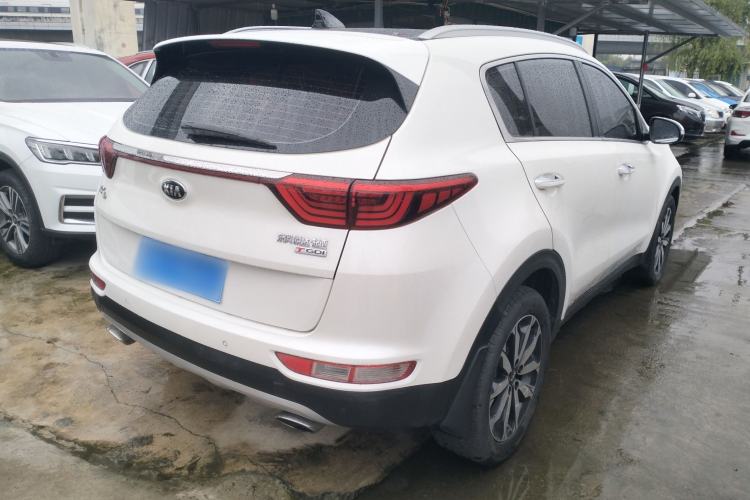 Used Kia KX5 2016 1.6T Automatic Two-Wheel Drive DLX Rear Right 45 Deg