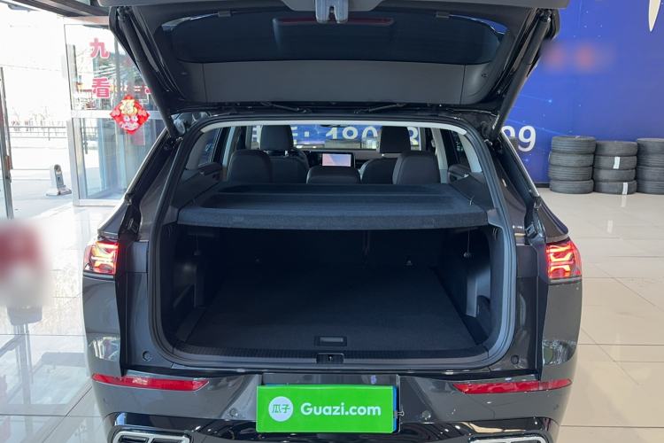 Used Volkswagen Tavendor 2023 380TSI Four-Wheel Drive R-Line Cruise Edition Trunk