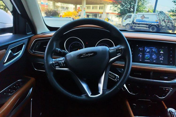 Used Zotye T300 2017 1.5T Manual Luxury Model
