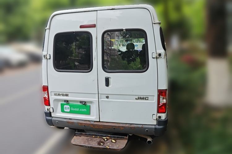 Used JMC Transit 2019 2.8T Commercial Version Short Wheelbase Mid-Roof 6-Seater China VI JX493 Rear