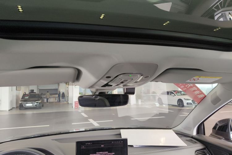 Used Audi Q5L 2022 Updated 45T Luxury Dynamic Version