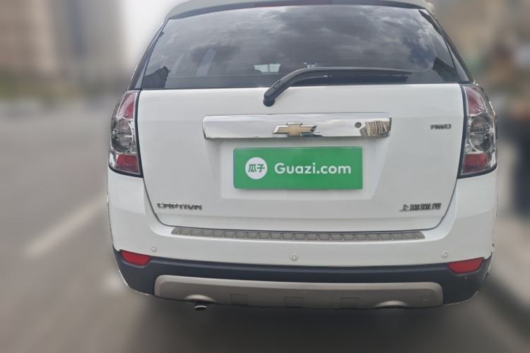 Used Chevrolet Captiva 2012 2.4L 4x4 Flagship Edition 7 Seats Rear