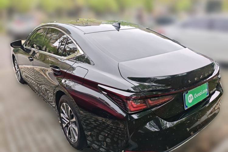 Used Lexus ES 2025 200 Premium Edition
