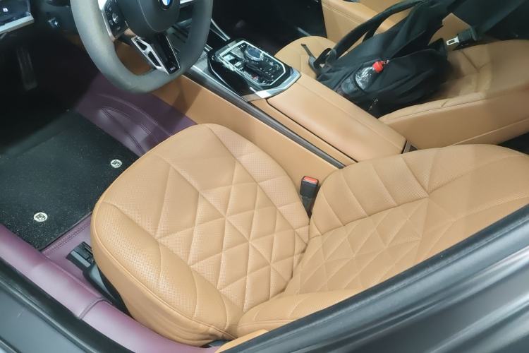 Used BMW 7 Series 2023 735Li M Sport Package Left Front Seat