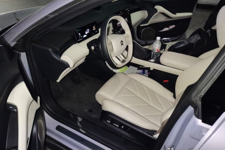 Used Nio ET5T 2025 75 kWh Touring