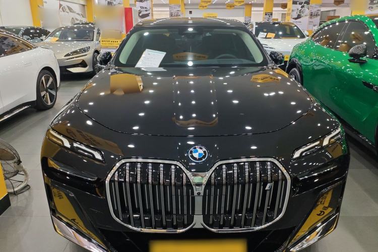 Used BMW i7 2023 eDrive50L Leading M Sport Package
