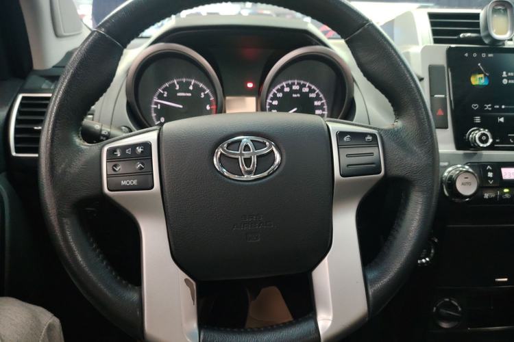 Used Toyota Prado 2016 2.7L Automatic Standard Edition Steering Wheel