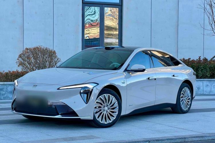 Used Buick L7 2025 Model Aivia